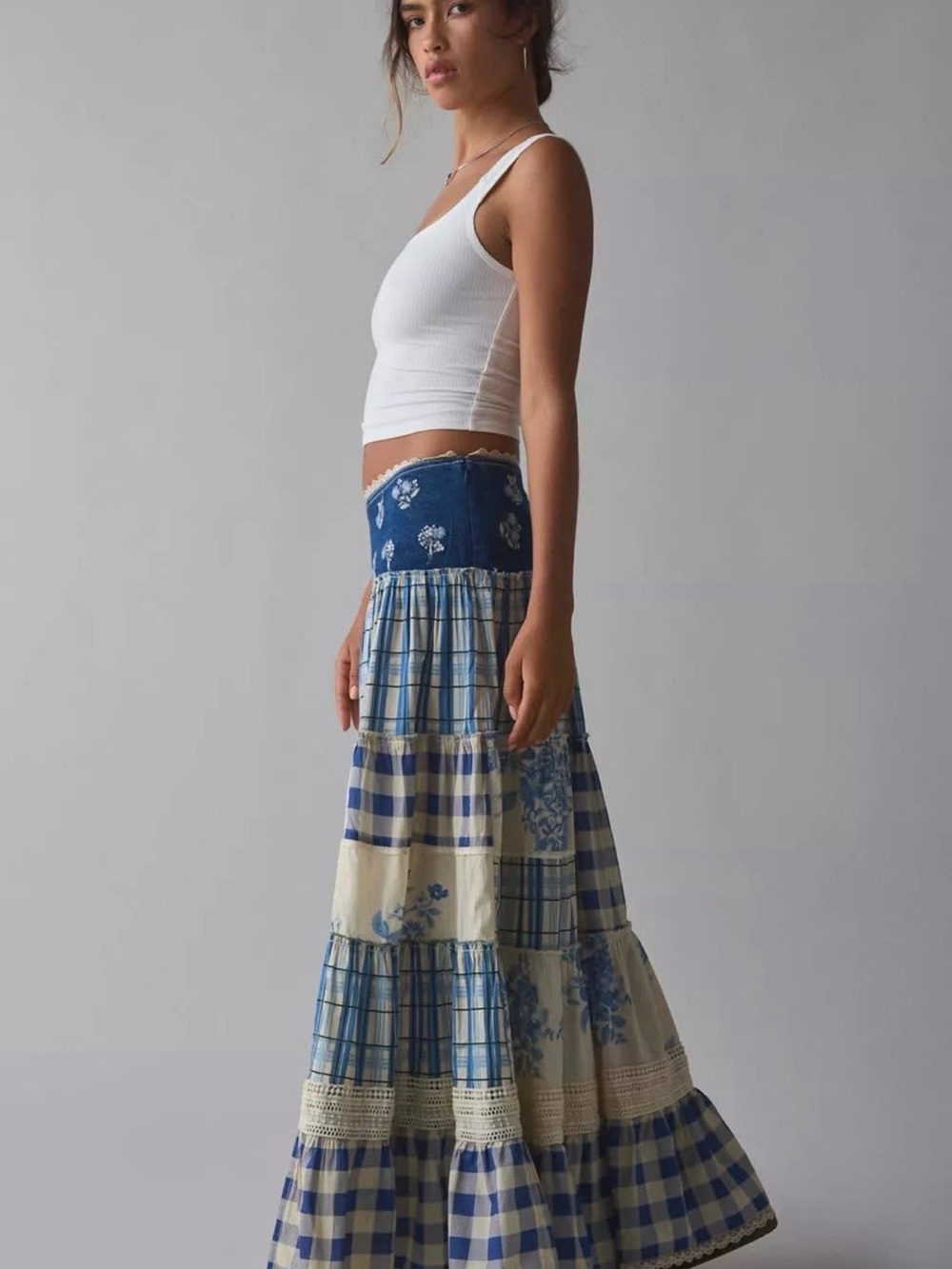 Kimchi blue Amelia medium Tiered Patchwork Maxi Skirt - Blue Floral & Gingham - Picture 2 of 4